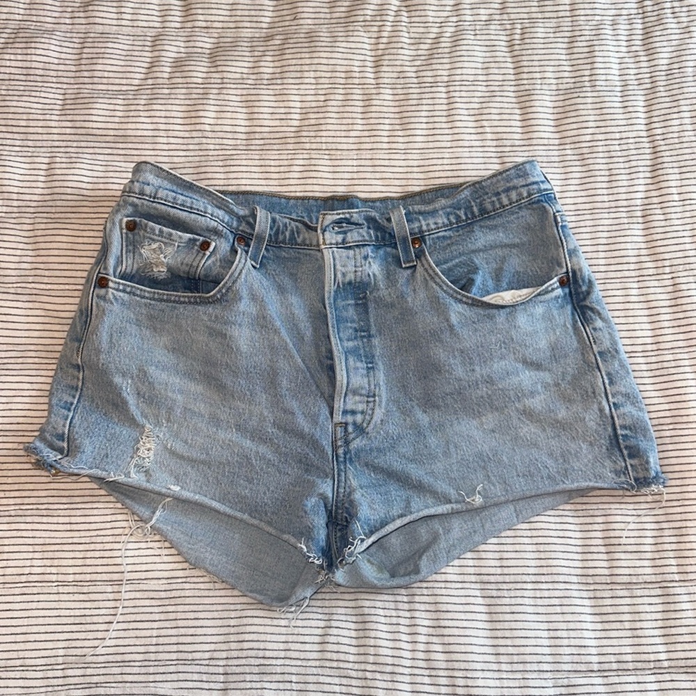 Levi’s 501 shorts
